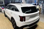 Kia Sorento - фото 5