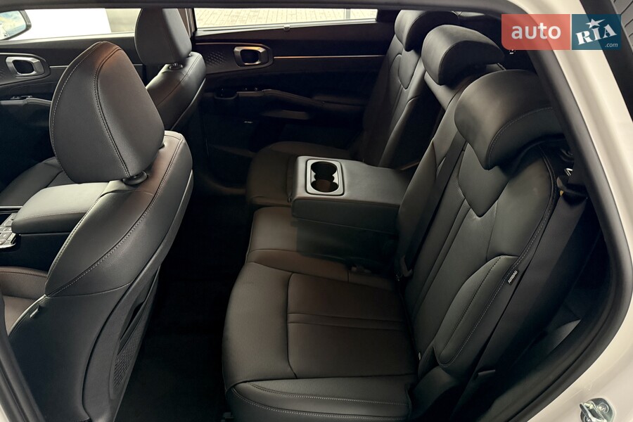 Kia Sorento - фото 20