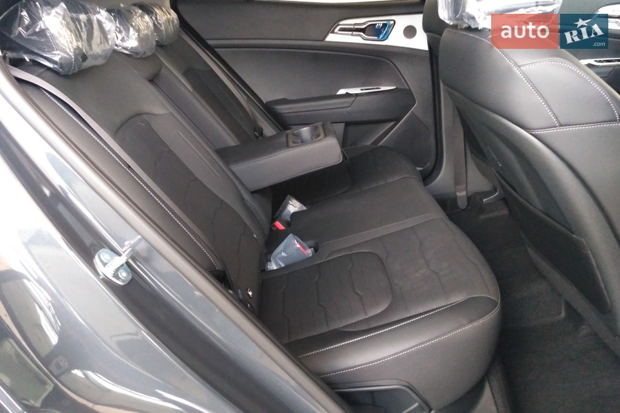 Kia Sportage - фото 21