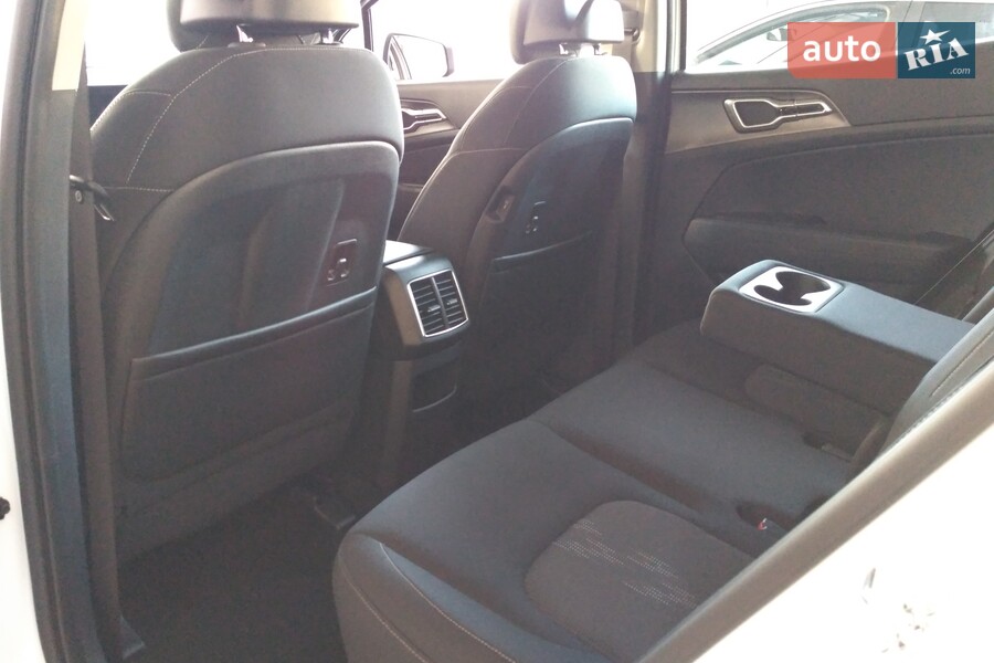 Kia Sportage - фото 11