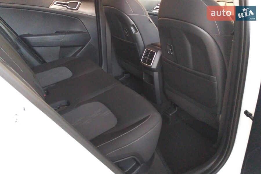 Kia Sportage - фото 13