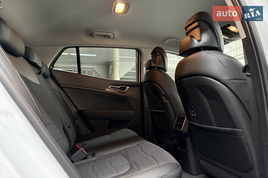 Kia Sportage - фото 14