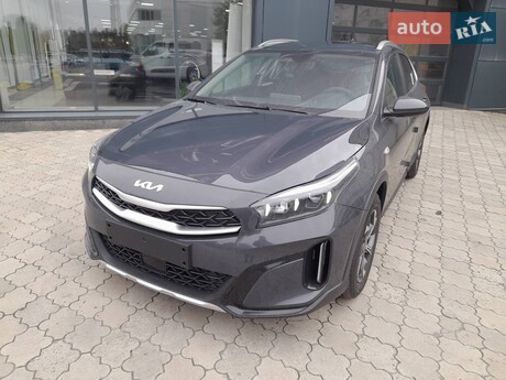 Kia XCeed 2025