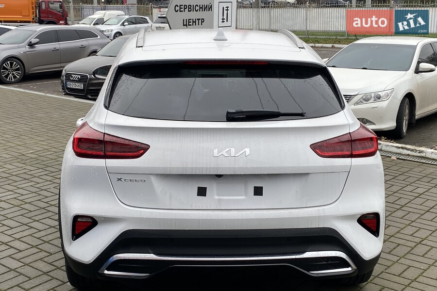 Kia XCeed - фото 6