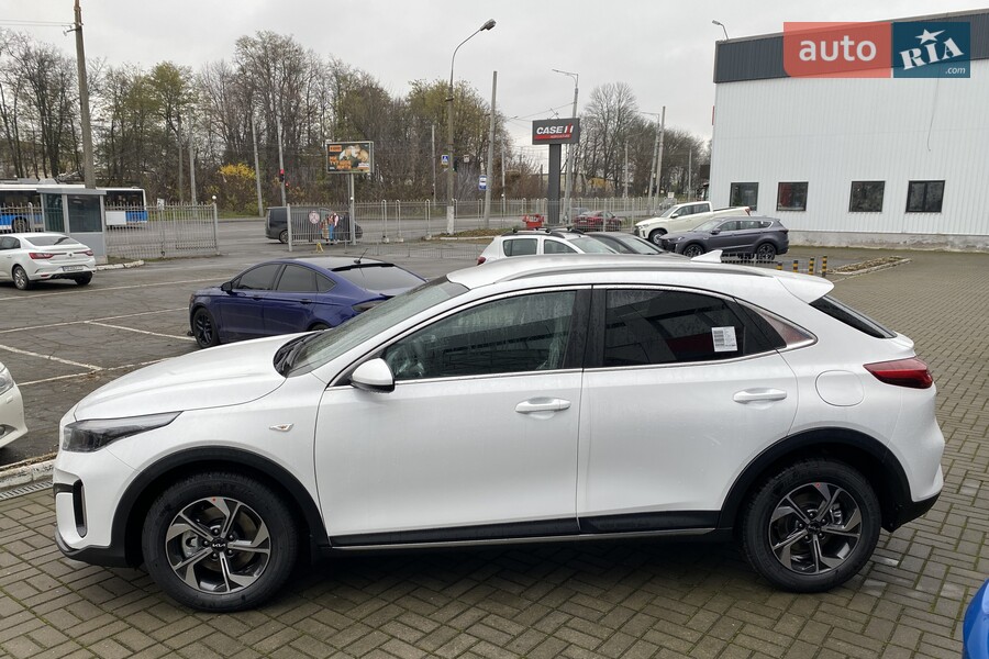 Kia XCeed - фото 5