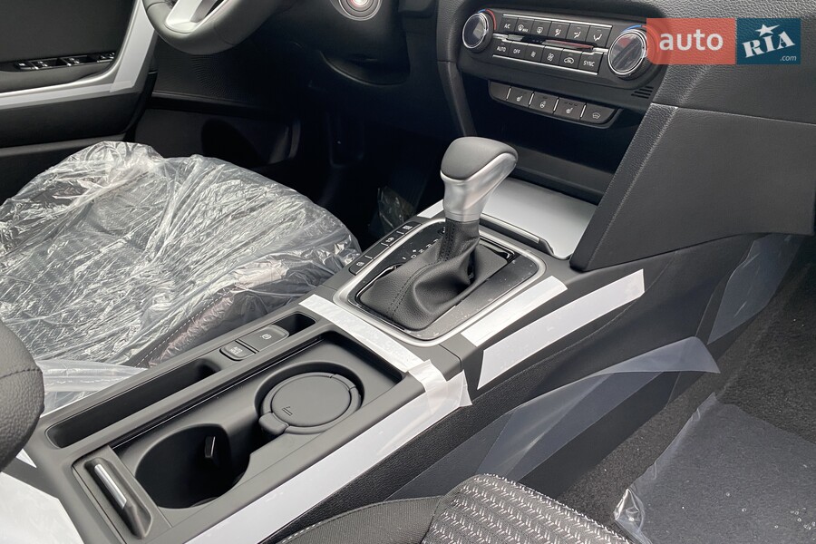 Kia XCeed - фото 14