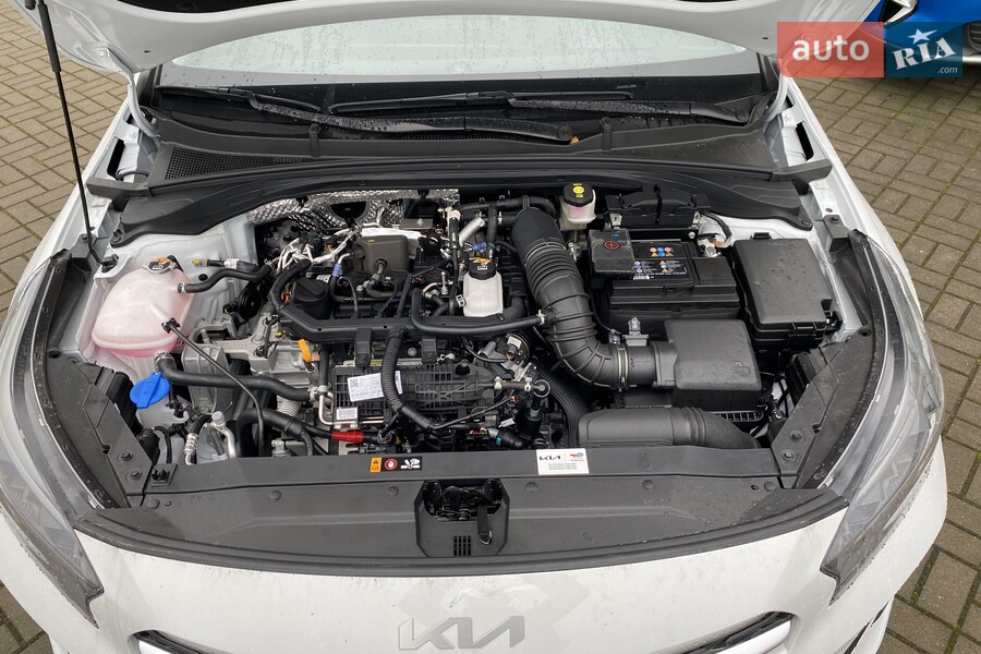 Kia XCeed - фото 25