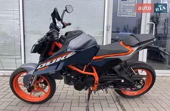 KTM 390 Duke