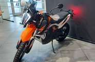 KTM 890 Adventure R Base