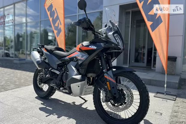 KTM 890 Adventure R Base