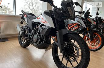 KTM Adventure 2022 Base