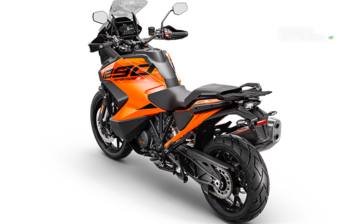 KTM Adventure 2024 Base