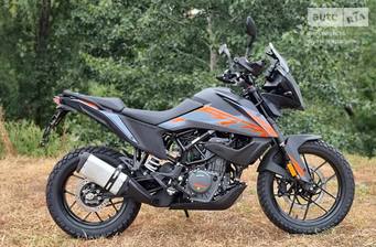 KTM Adventure 2024 Base