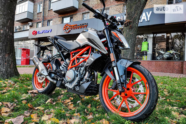 KTM Duke Base