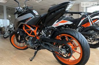 KTM Duke 2022 Base