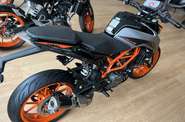 KTM Duke Base