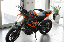 KTM Duke Base