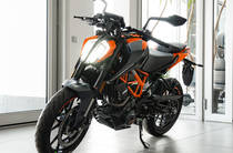 KTM Duke Base