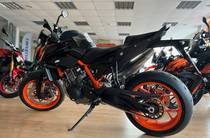 KTM Duke Base