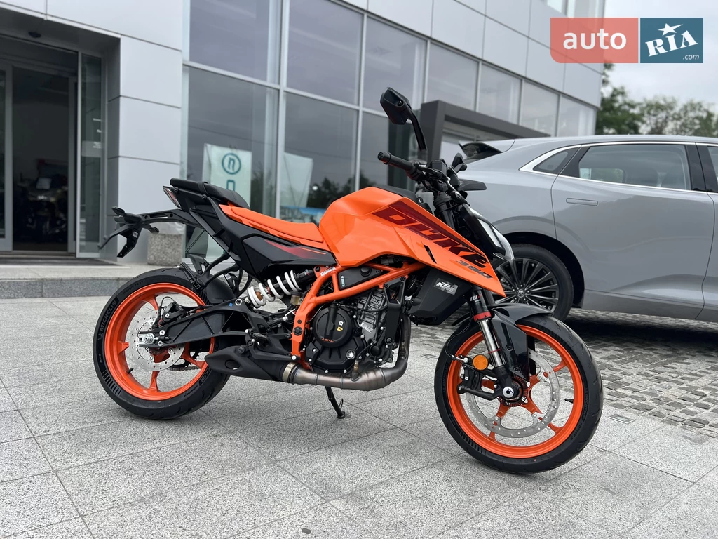 KTM Duke Base