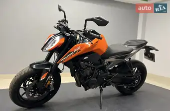 KTM Duke