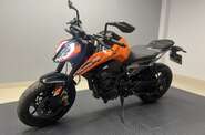 KTM Duke Base