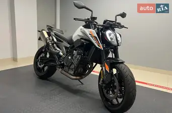 KTM Duke