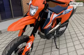 KTM SMC