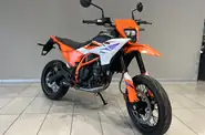 KTM SMC Base