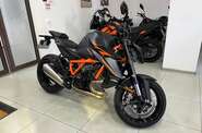 KTM Super Duke 1390 R EVO Base