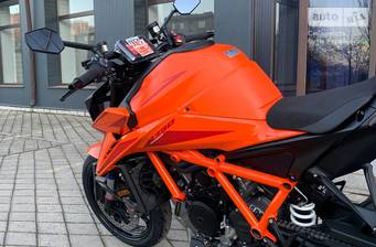 KTM Super Duke 1390R 2024 Base