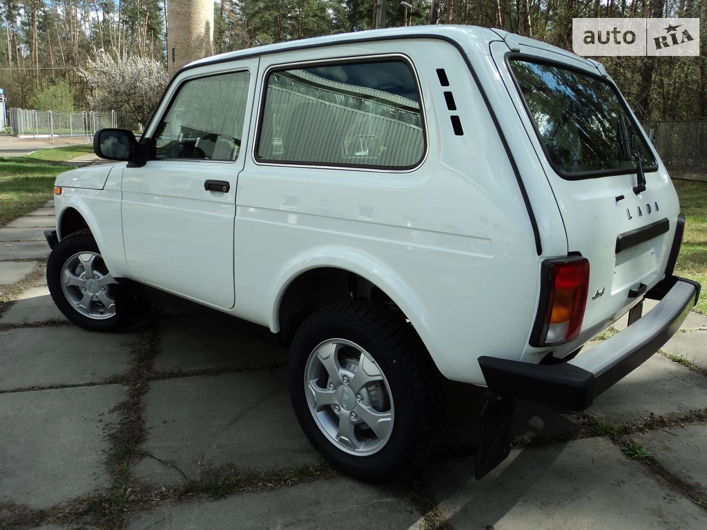 Lada 4x4 21214-031-52 Luxe