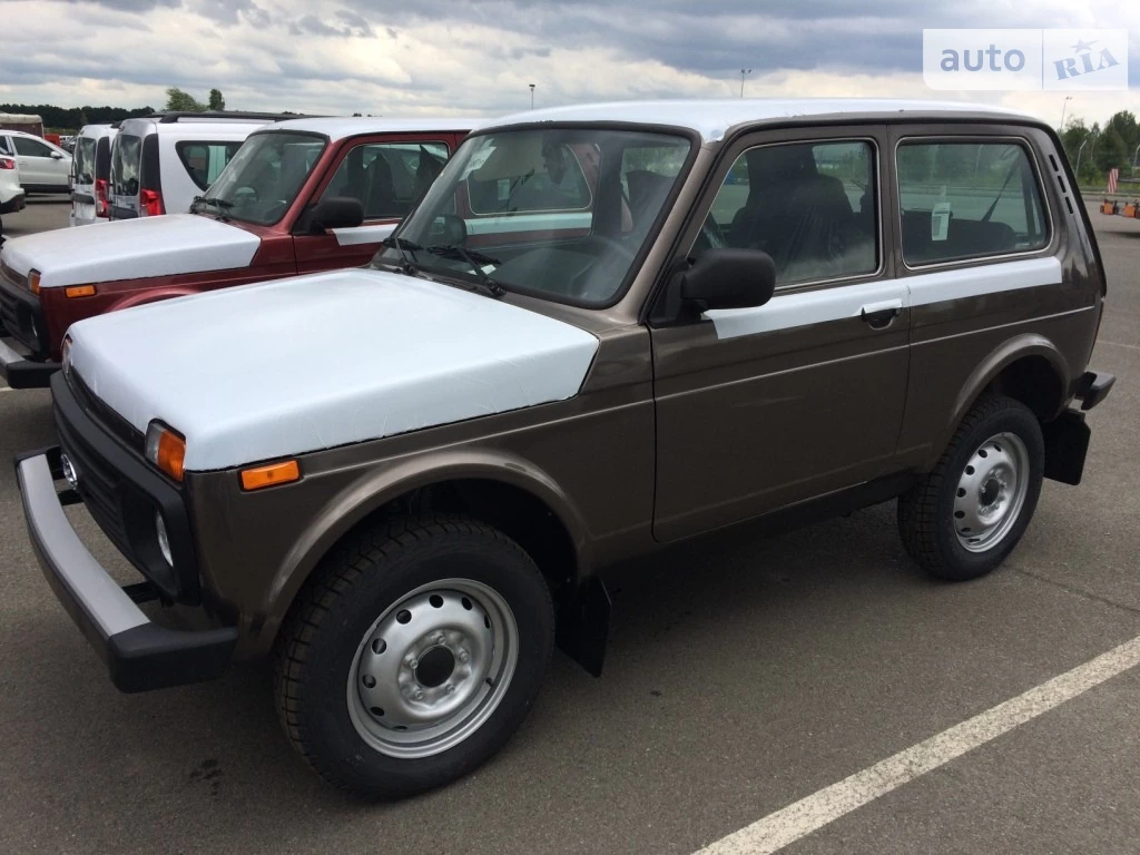 Lada 4x4 21214-031-50 Standard