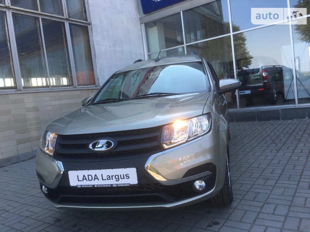 Lada Largus Luxe Prestige