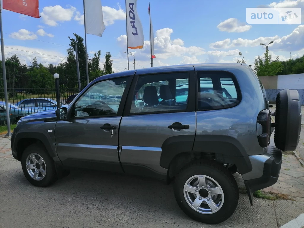 Lada Niva Travel Classic