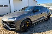 Lamborghini Urus Base