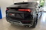 Lamborghini Urus Base