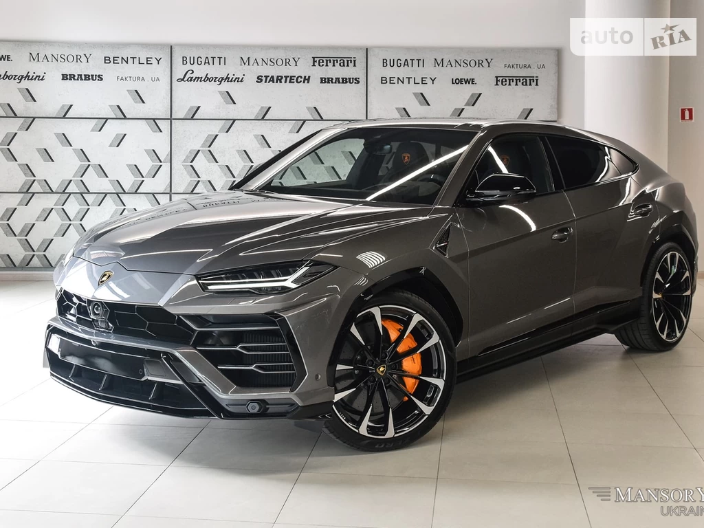 Lamborghini Urus Base