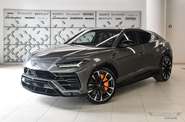 Lamborghini Urus Base