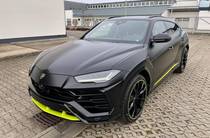 Lamborghini Urus Base