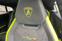 Lamborghini Urus Base