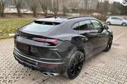 Lamborghini Urus Base