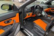 Lamborghini Urus Base