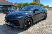 Lamborghini Urus Base