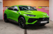 Lamborghini Urus Base