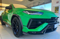 Lamborghini Urus Base