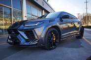 Lamborghini Urus Base