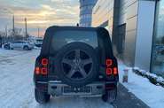 Land Rover Defender X-Dynamic SE