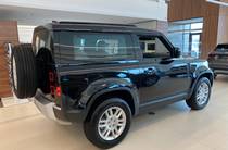 Land Rover Defender S