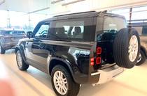 Land Rover Defender S